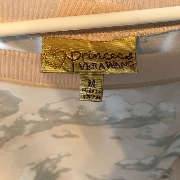 PRINCESS 👸🏼 VERA WANG SHEER BLOUSE - Picture 2 of 5